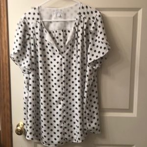 Black and white v neck cami